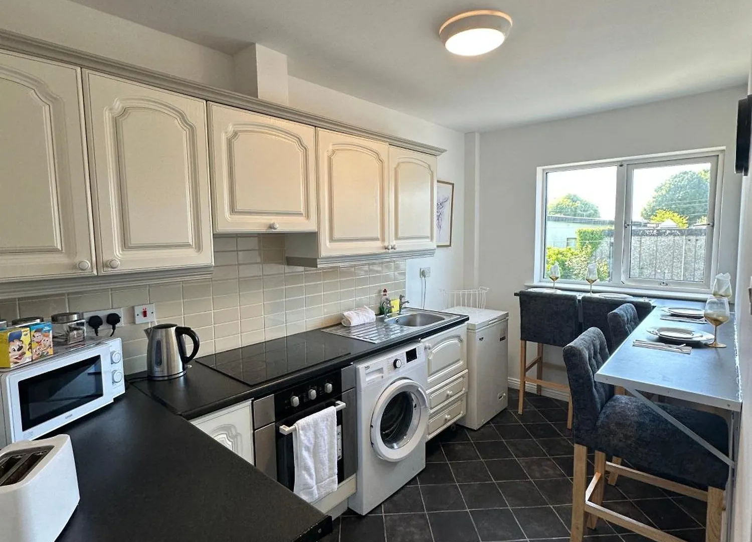 Apartment 3 Newcastle Above Paddy Power Galway